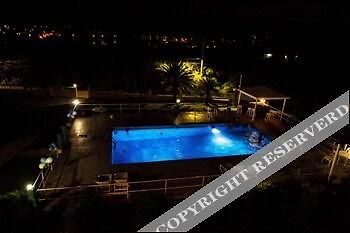 Royal Cove Hotel Jennings ภายนอก รูปภาพ